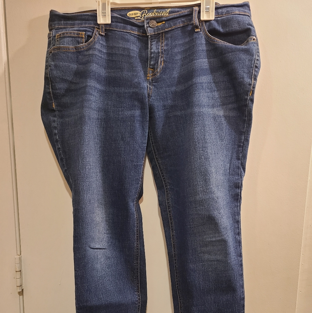 Womens 8 stretchy comfy jeans